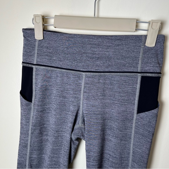 Lululemon Women’s Pace Rival Crop Leggings Black Gray Size 4 Pockets Mid Rise - Picture 2 of 13